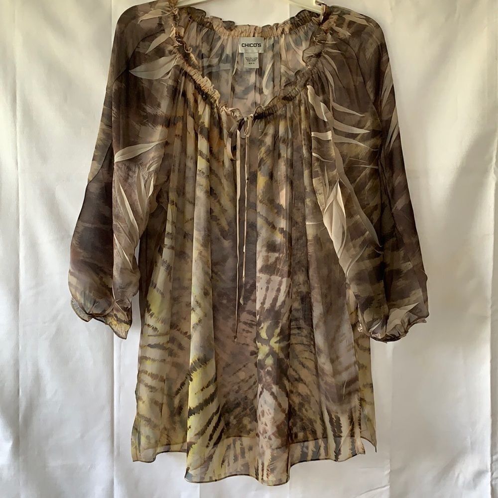 Chicos size 2 blouse three-quarter sleeve and drawstring elastic neck